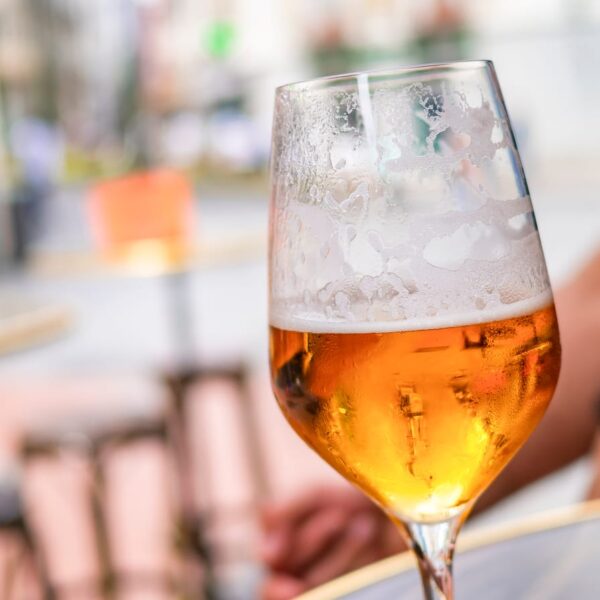 El consumo de alcohol y su impacto en el estilo de vida: ¿Qué revela la bebida que eliges?