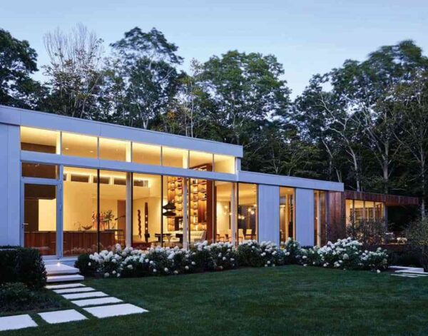 Casa Modular East Hampton: Diseño Innovador y Sostenible