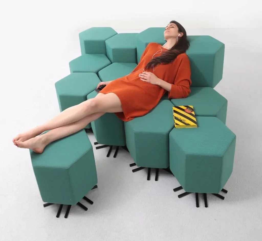 Sistema de Asientos Modular: Conoce a Tate de Here Now