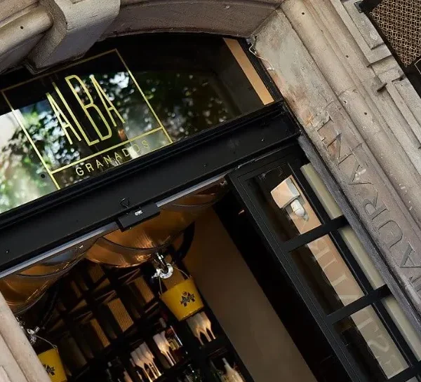 Restaurante Alba Granados: Tradición y Sabor en Barcelona