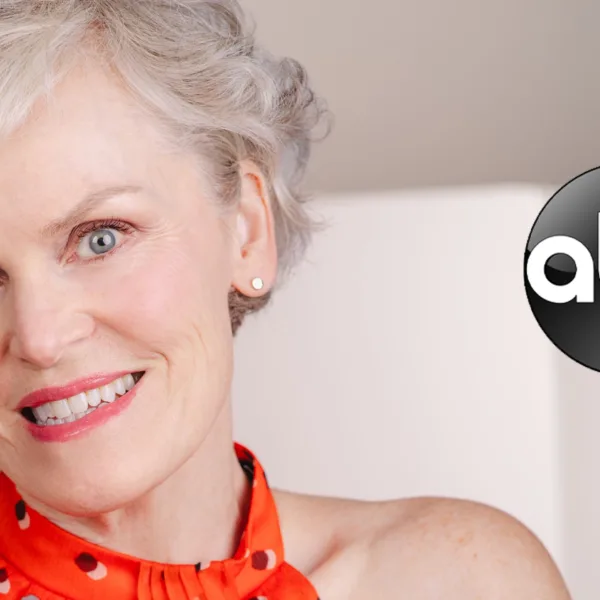 Stephnie Weir se une al elenco de ¿Quieres hijos? y sorprende a todos