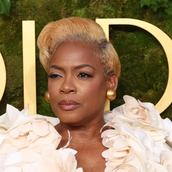 Aunjanue Ellis-Taylor se Une al Elenco de Einstein en CBS