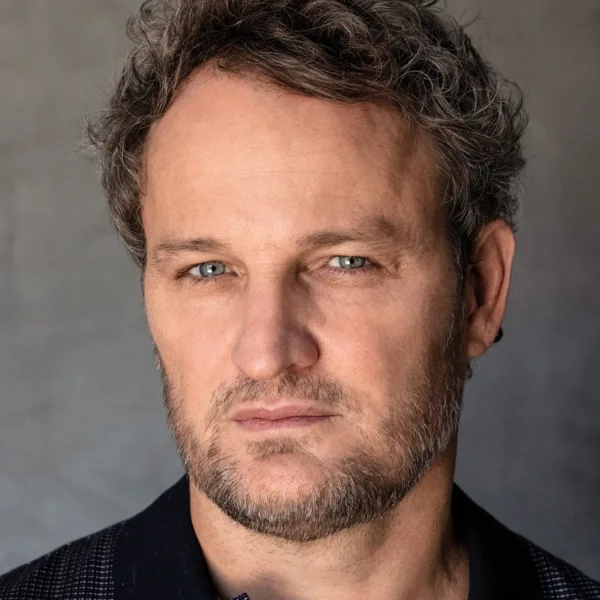 Jason Clarke se Une a Viola Davis en el Thriller Ally Clark