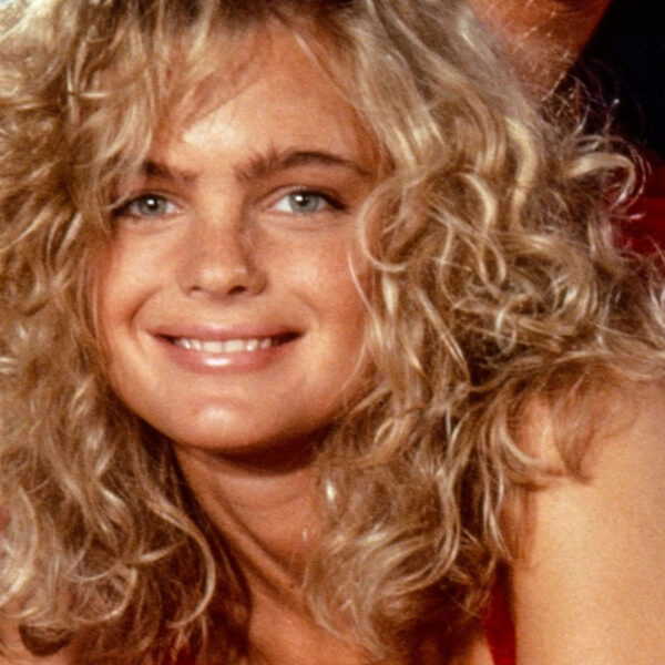 Baywatch secuela: Erika Eleniak regresa como Shauni McClain