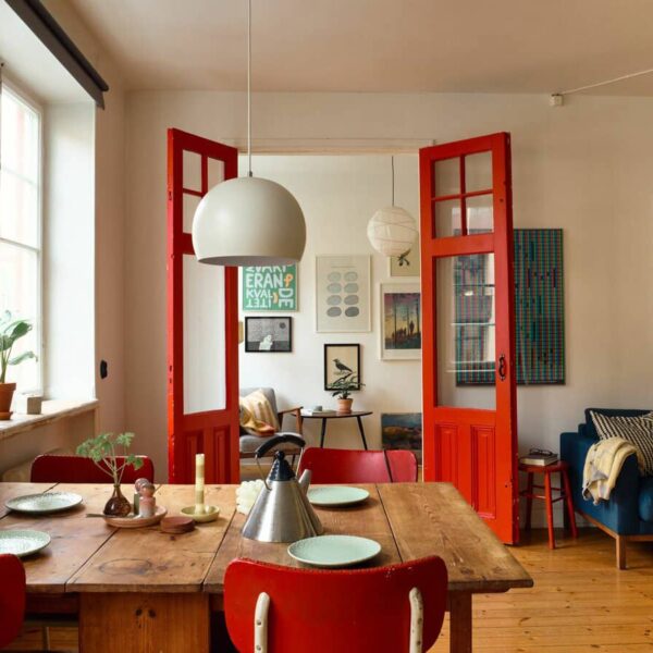 Decoración Escandinava: Cómo el Color Revoluciona el Diseño Nórdico