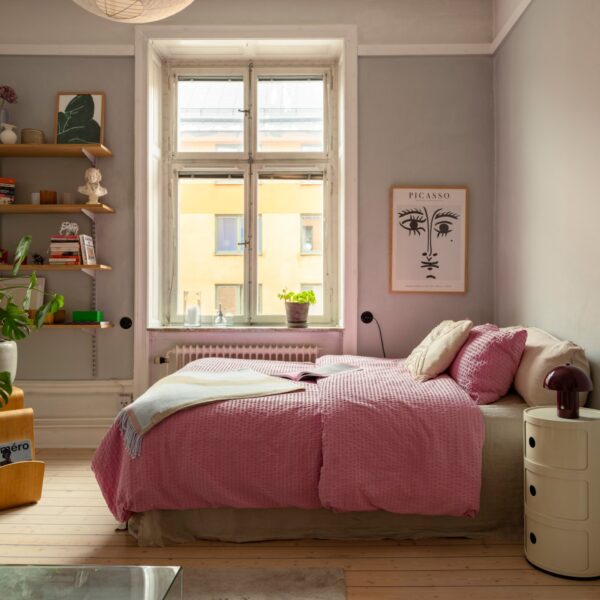 Cama colorida: transforma tu dormitorio al estilo nórdico