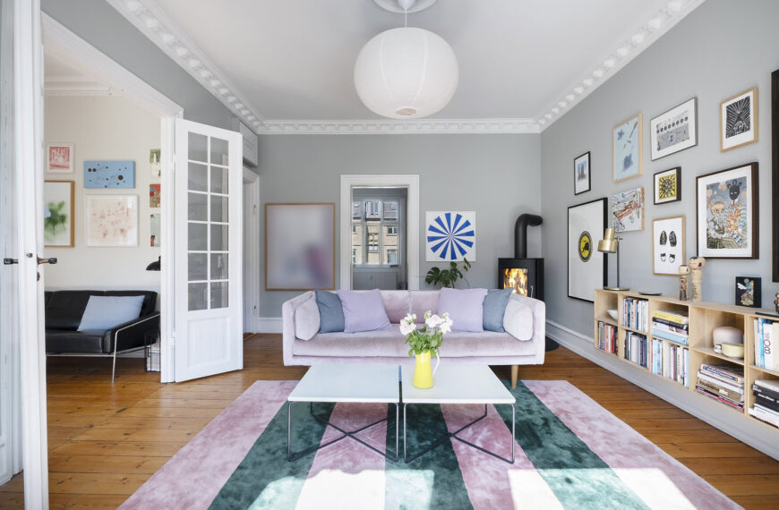 Sofá rosa: Cómo lograr un salón elegante y moderno