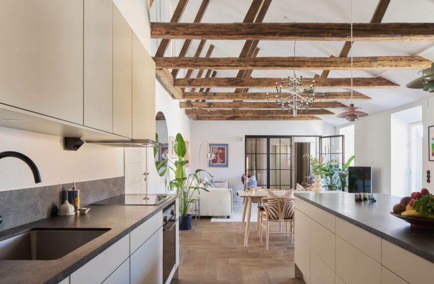 Vigas de Madera Vistas: El Estilo Perfecto para tu Ático Moderno