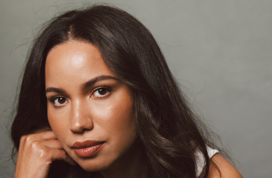 Jurnee Smollett se une a The Whoopi Monologues en Lincoln Center