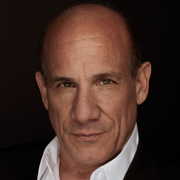 Paul Ben-Victor y su papel inesperado en The Bookie & The Bruiser