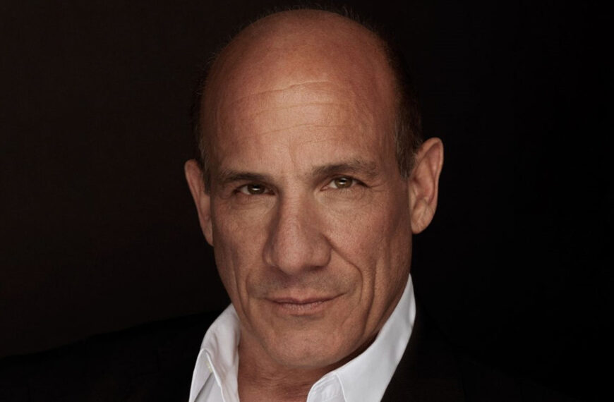 Paul Ben-Victor y su papel inesperado en The Bookie & The Bruiser