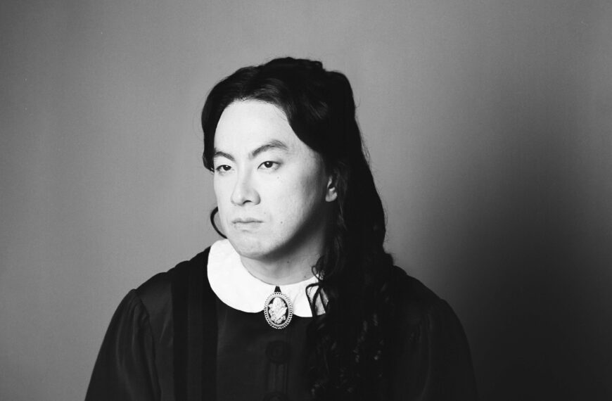 Bowen Yang Broadway: Su emocionante debut en Oh, Mary!
