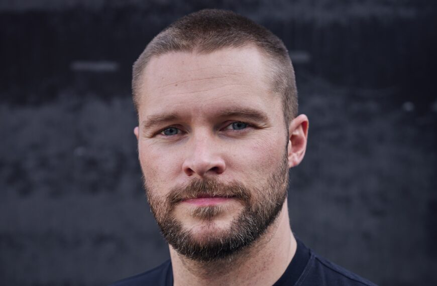 Jack Reynor sorprende con su nuevo rol en la inquietante ‘Seasons’