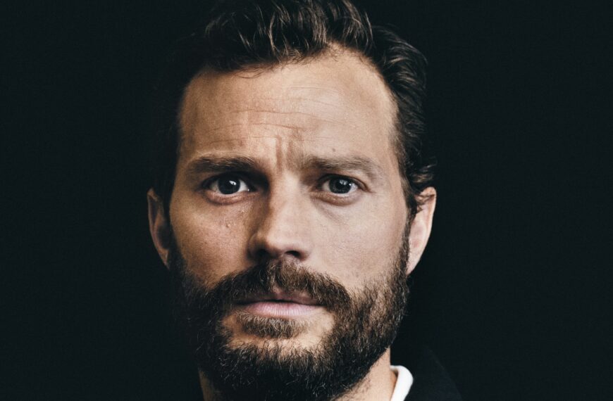 Jamie Dornan sorprende en 12 12 12: Revelaciones del thriller y más
