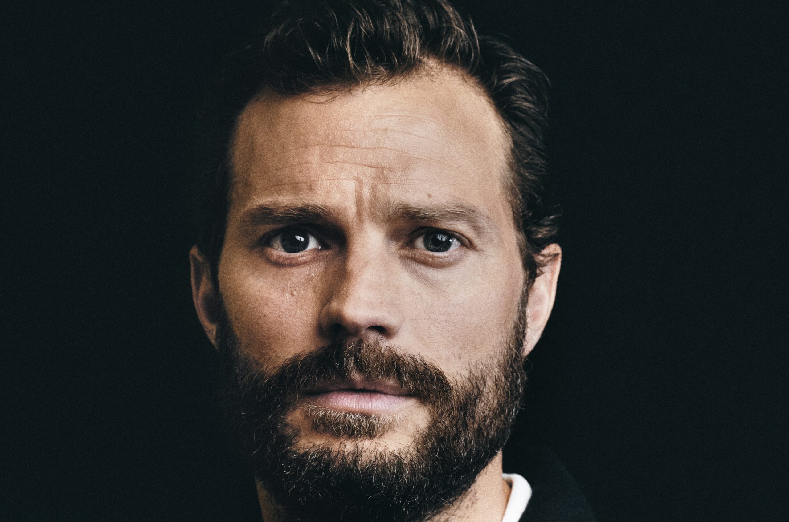 Jamie Dornan sorprende en 12 12 12: Revelaciones del thriller y más