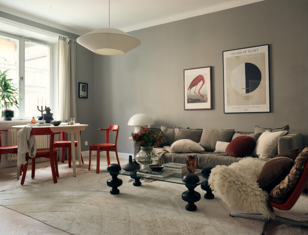 Combinar el rojo en decoración: Secretos y tendencias para 2026
