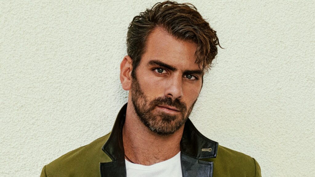 Nyle DiMarco se Une a ‘All’s Fair’ en un Rol Exclusivo