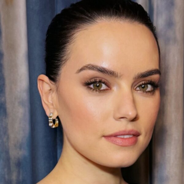 Daisy Ridley sorprende al regresar en ‘Viaje al fondo del mar’