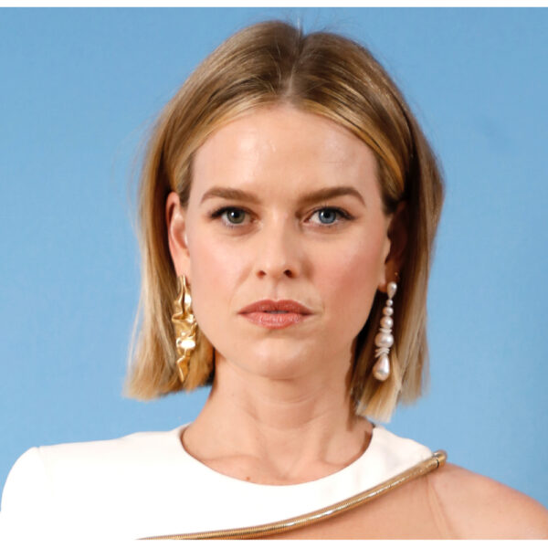 Alice Eve sorprende con su nuevo proyecto cinematográfico sobre el duelo