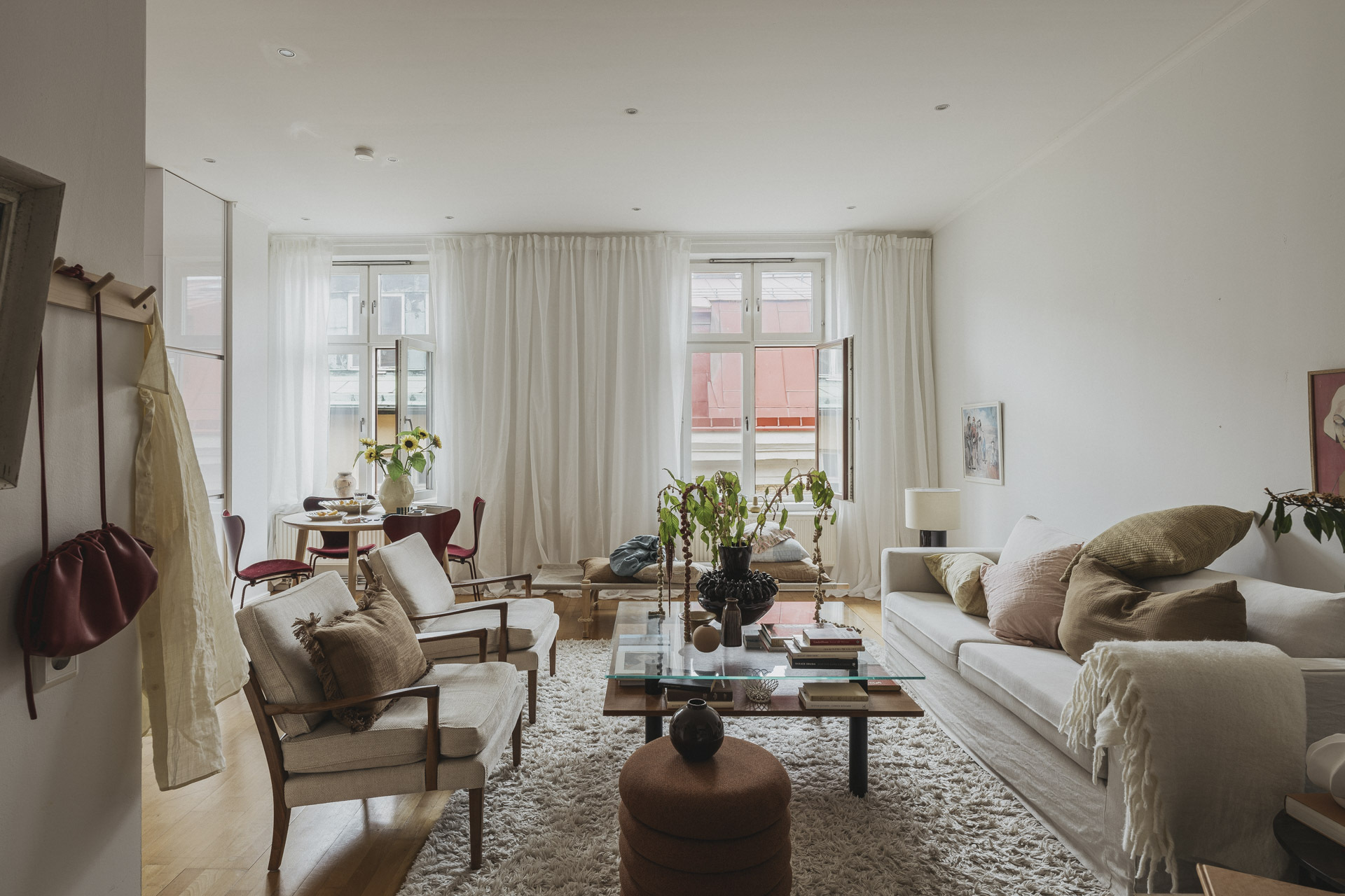 Piso de 50 m²: Claves para vivir y trabajar en armonía