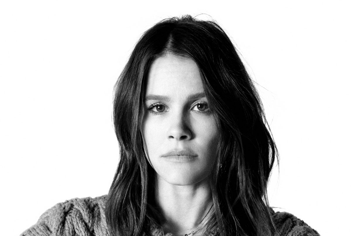 Sosie Bacon y sus nuevos retos en The Black Tapes: Descubre más