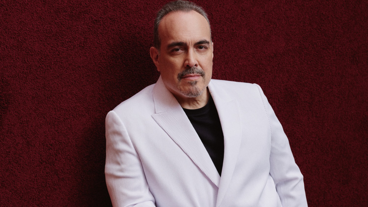 David Zayas: El Enigmático Thriller Con Dakota Fanning en Apple TV